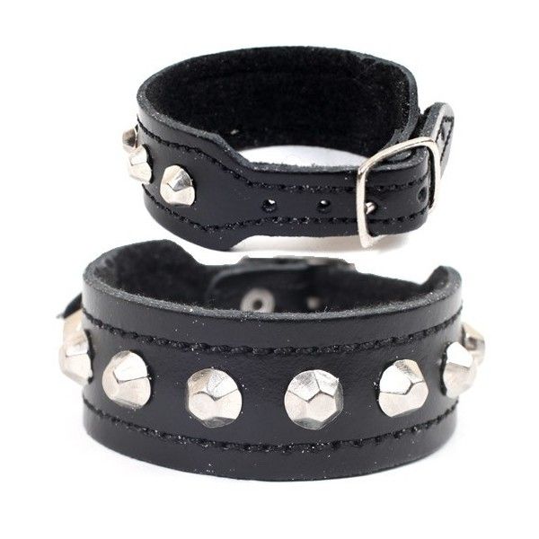 pieszczocha 1-rzędowa - CONE STUD BLACK