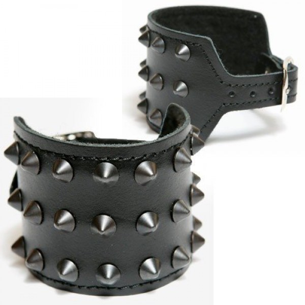 pieszczocha 3-rzędowa z ćwiekami CONE STUD black